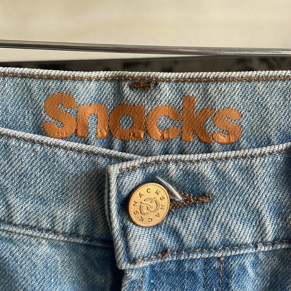 MOTHER SNACKS! The Tippy Top Sweet Tooth Ankle in Lots Of Nibbles - Picture 8 of 13